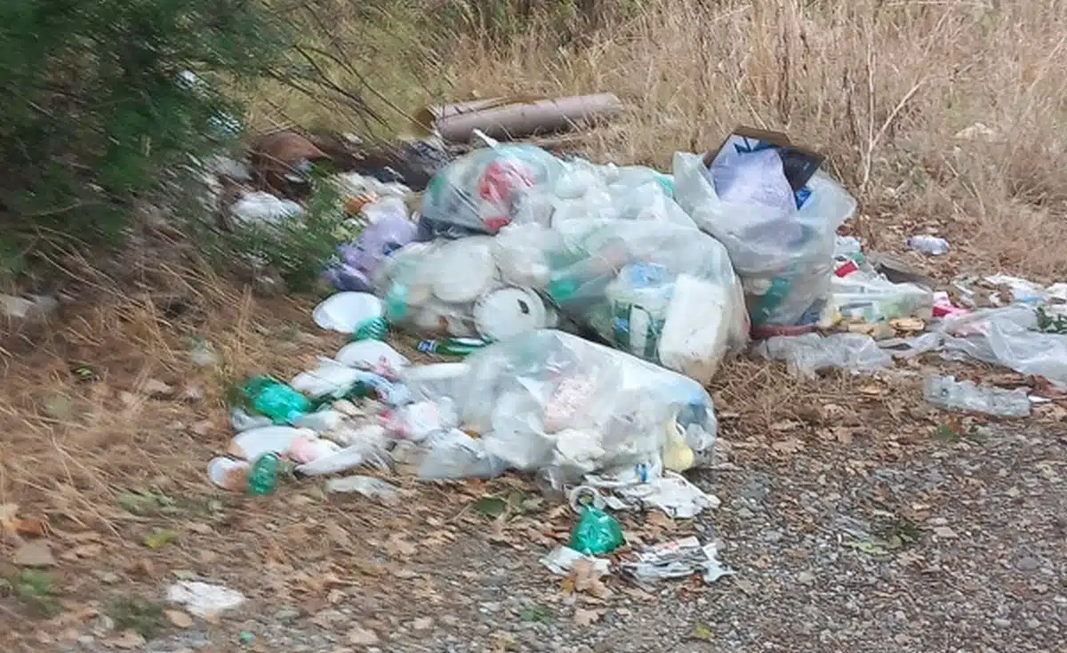 postiglione rifiuti abbandonati area pic-nic