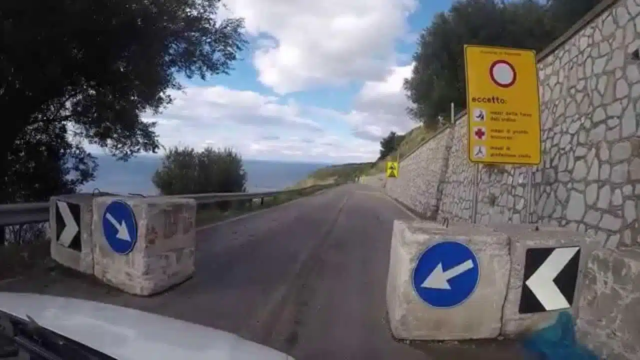 Infrastrutture nel Cilento, al via i lavori sulla ex SS 447p: posata la prima pietra della variante Rizzico