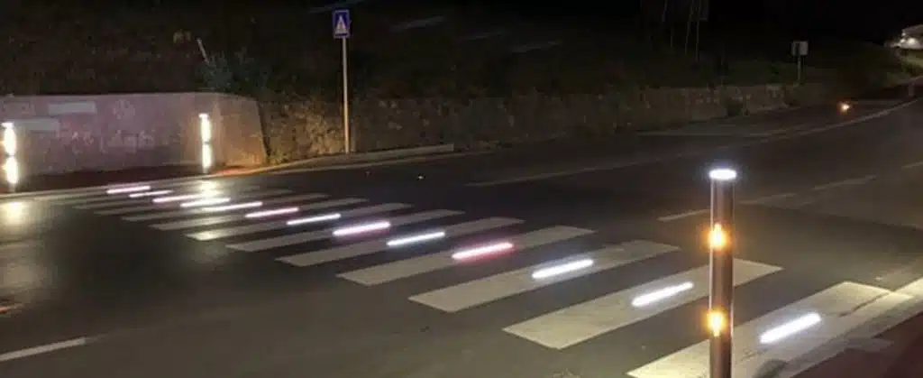 salerno strisce pedonali intelligenti lungomare colombo