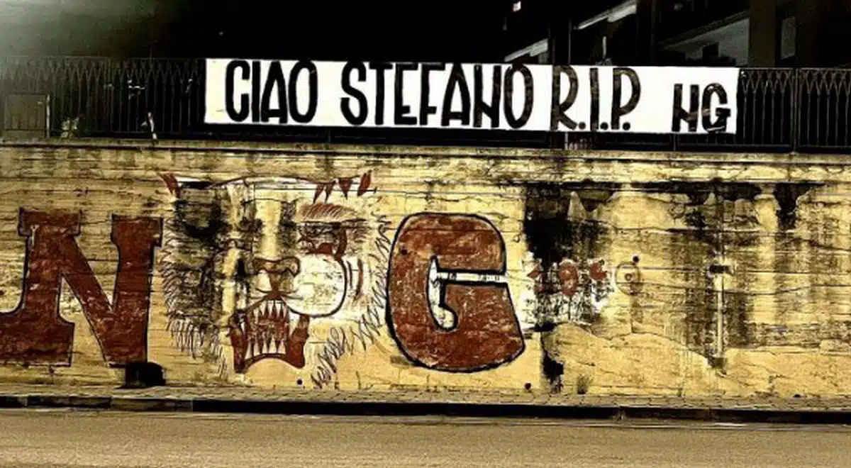 stefano federico morto castellabate striscione tifosi salernitana