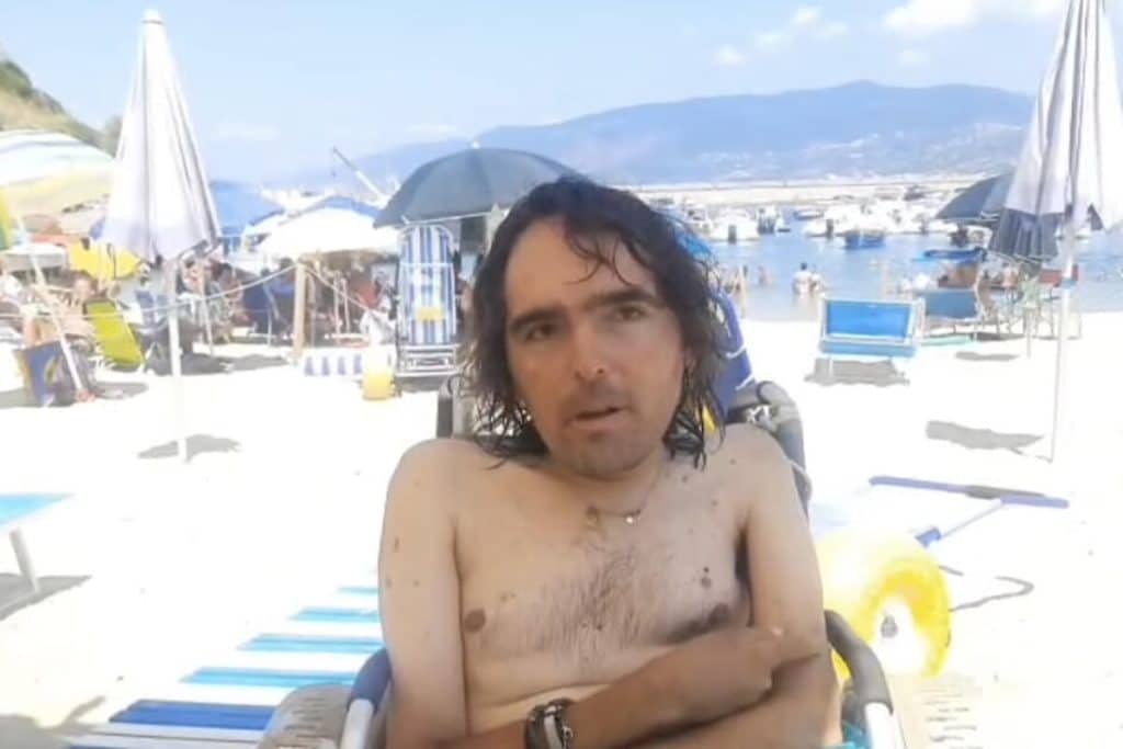 Palinuro, chiusura anticipata della spiaggia attrezzata per disabili: la denuncia sui social