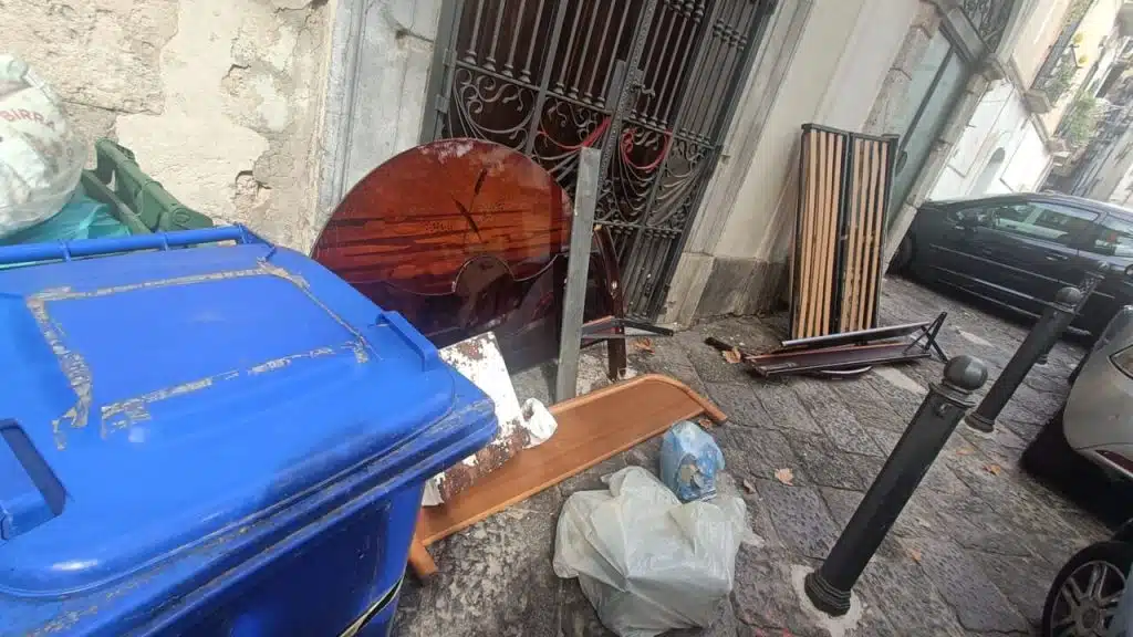 via canali salerno degrado denuncia comitato