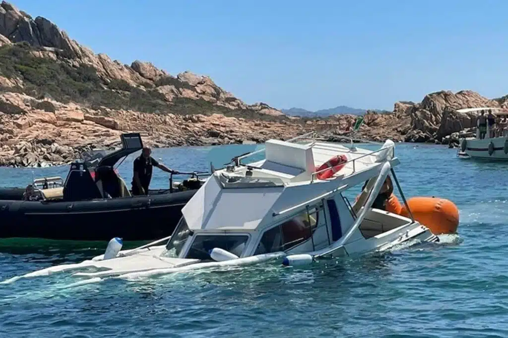 barca affondata castellabate