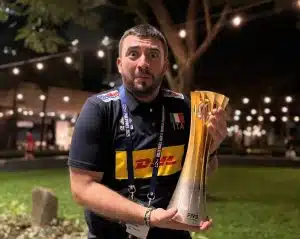 mondiale-di-pallavolo-maschile-nel-trionfo-azzurro-ce-anche-salerno-il-videomaker-alfonso-maria-salsano-nella-spedizione-italiana