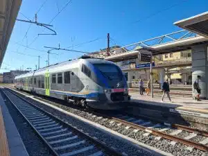 Metropolitana di Salerno di nuovo in funzione: tempi ridotti e nuovi collegamenti in programma