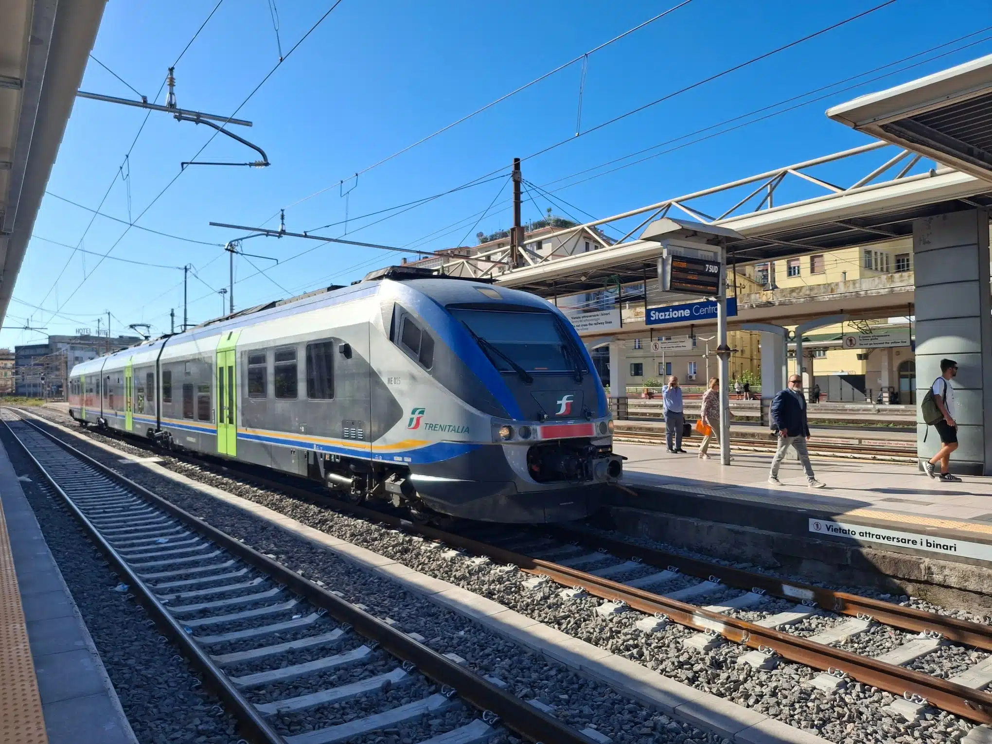 Metropolitana di Salerno di nuovo in funzione: tempi ridotti e nuovi collegamenti in programma