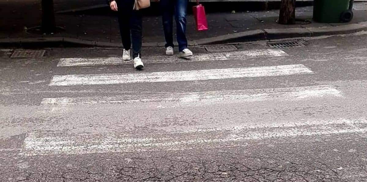 Salerno, Avella (PSI): “Strade dissestate e segnaletica scolastica da rifare. Che fine ha fatto il piano di manutenzione?”