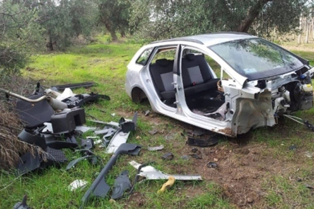 angri sarno scafati furti auto cannibalizzate