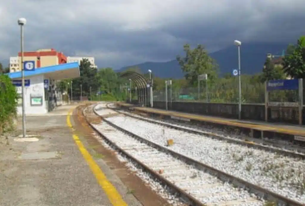 cancellato treno regionale baronissi