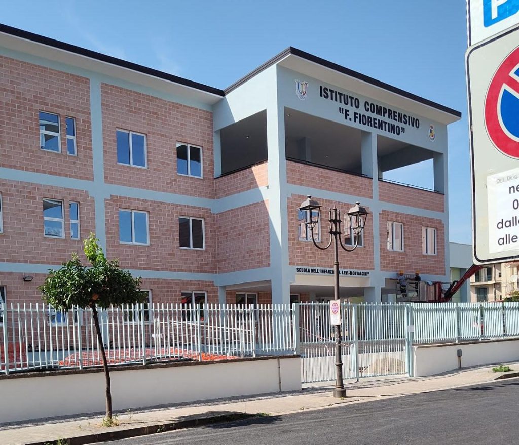 Battipaglia, IC Fiorentino e IPI Stella: si parte. Il 15 inaugurazione e benedizione delle nuove scuole