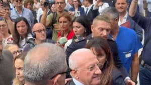 salerno contestazione de luca madre cristina Pagliarulo