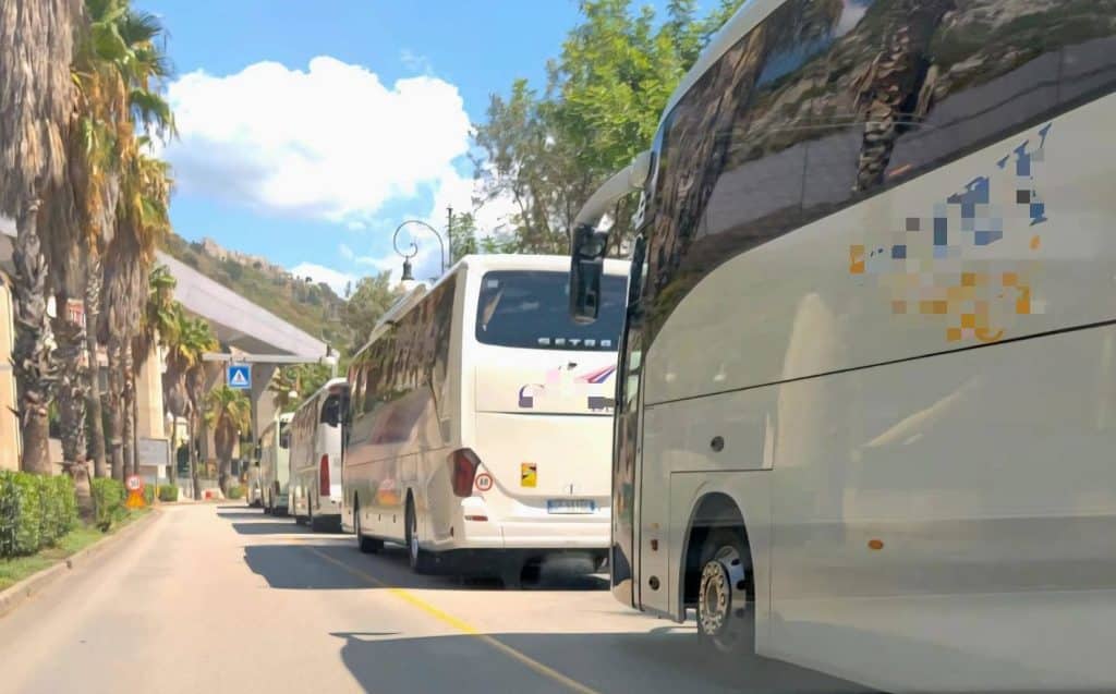 salerno via ligea sosta autobus