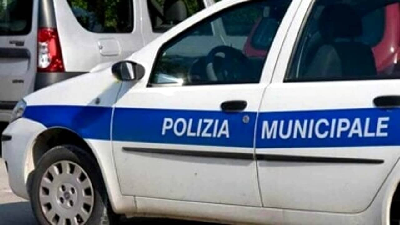 roccadaspide veicolo fermo amministrativo senza revisione multa