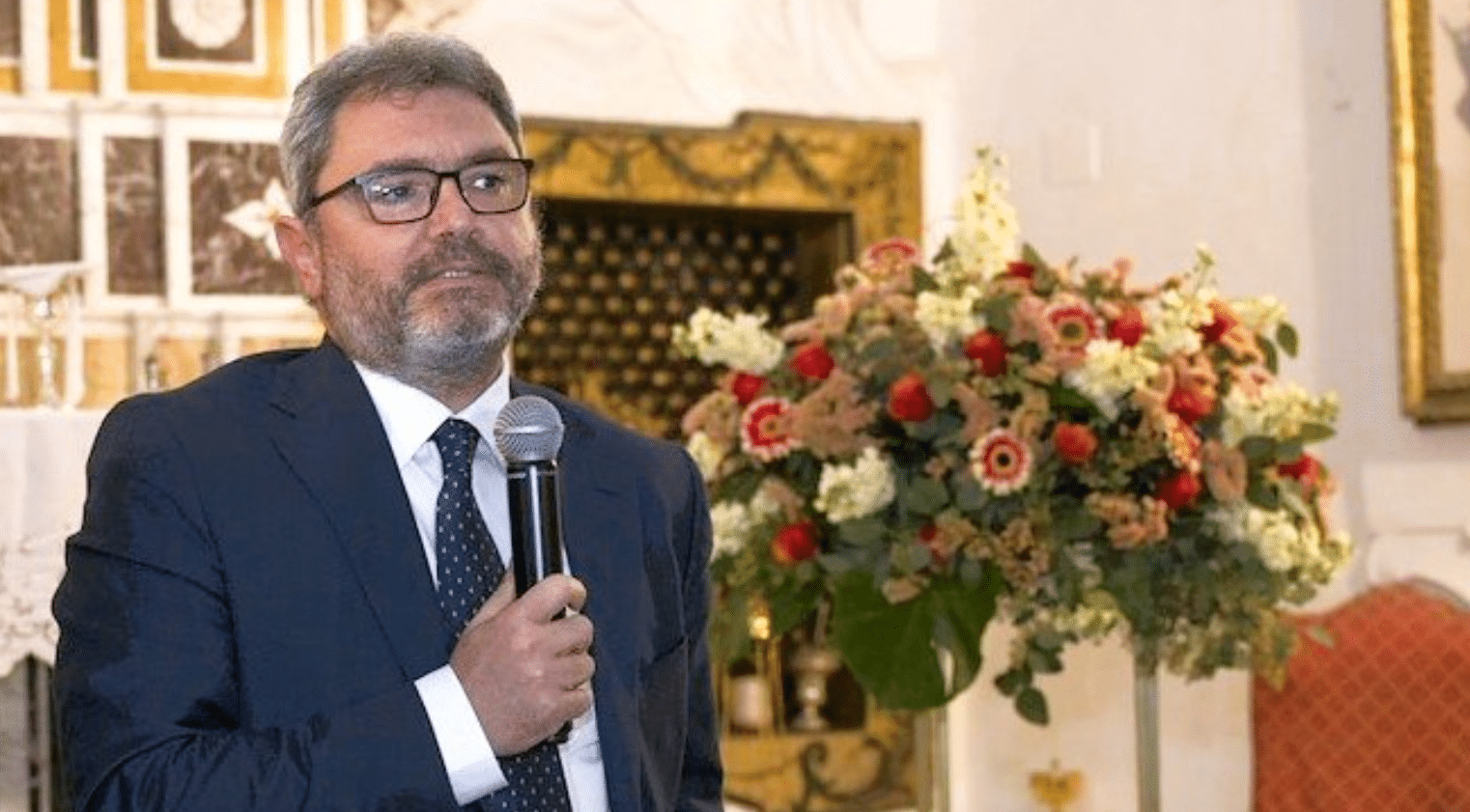 Longanella dimissioni ruggi salerno