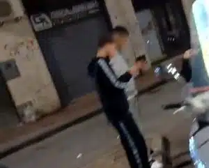 Notte insonne a Salerno, residenti di via Posidonia denunciano fuochi d’artificio e degrado