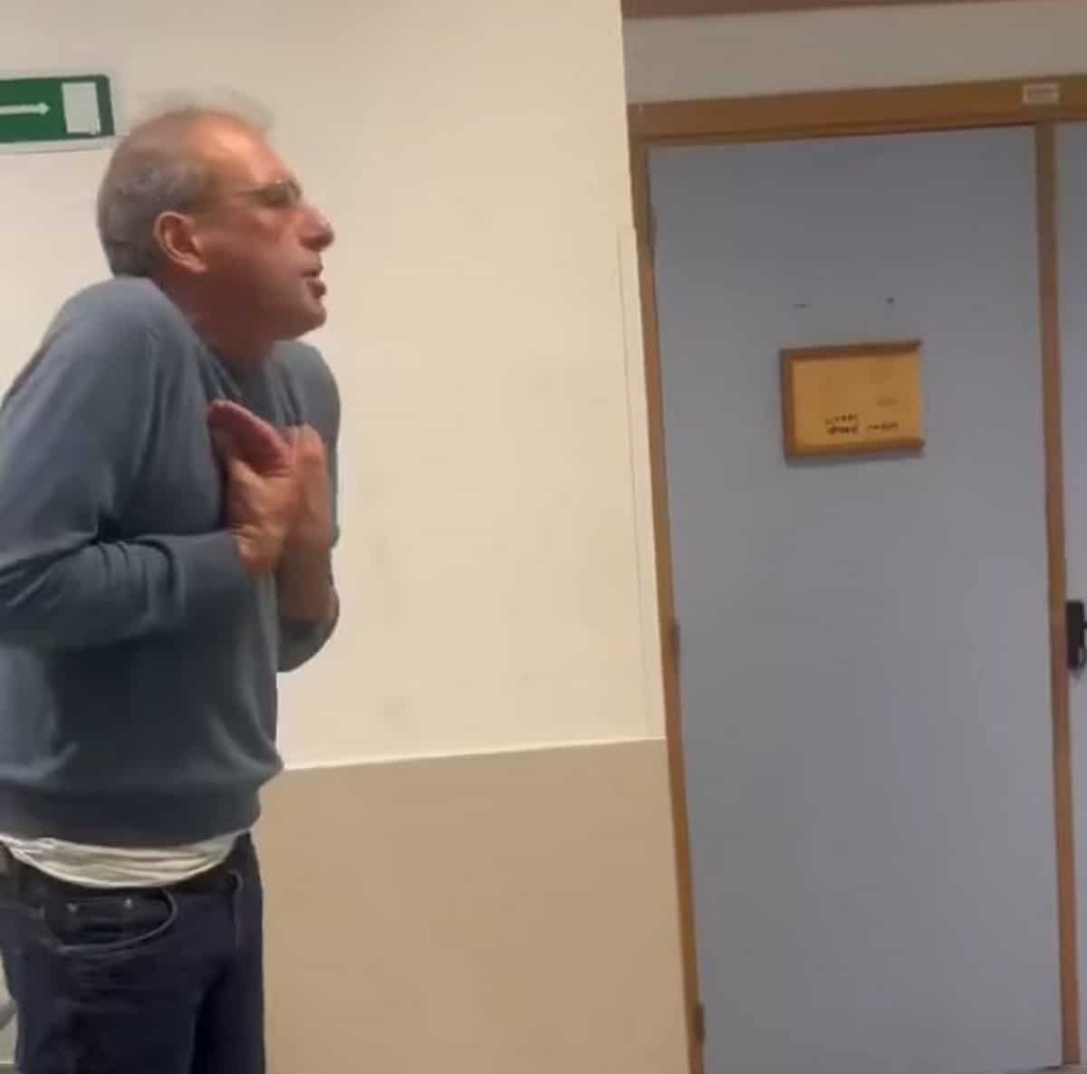 università salerno archiaviato provvedimento studente insulti professore