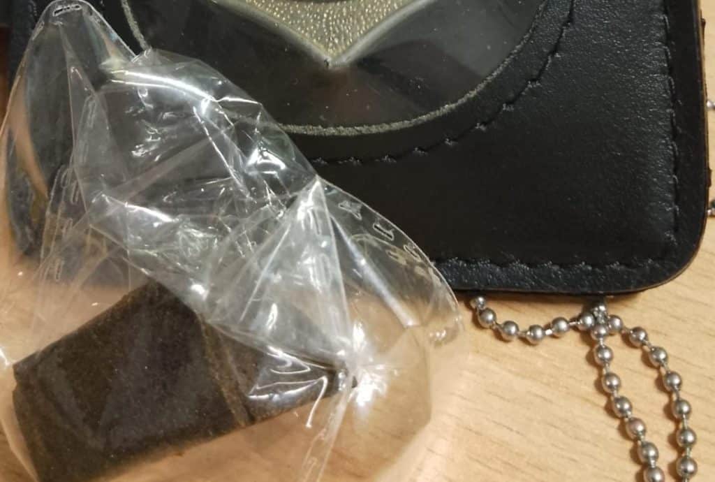 Battipaglia, fermato straniero con hashish: segnalato dalla Polizia Locale