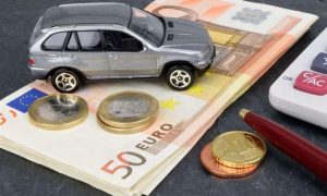 assicurazioni auto salerno aumento premio medio agosto 2025