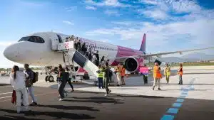 wizz air lascia aertoporto salerno