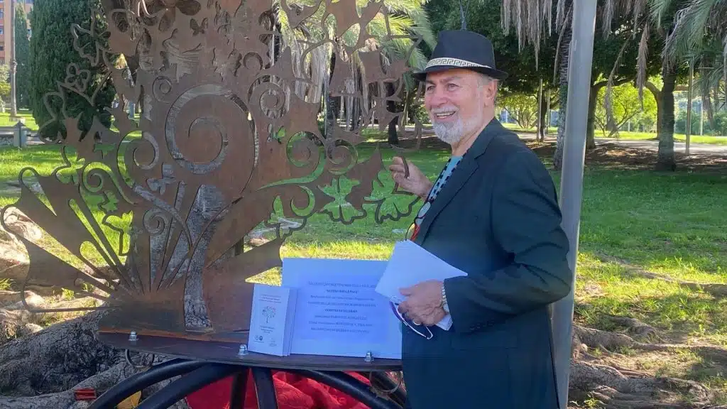 salerno inaugurato albero pace