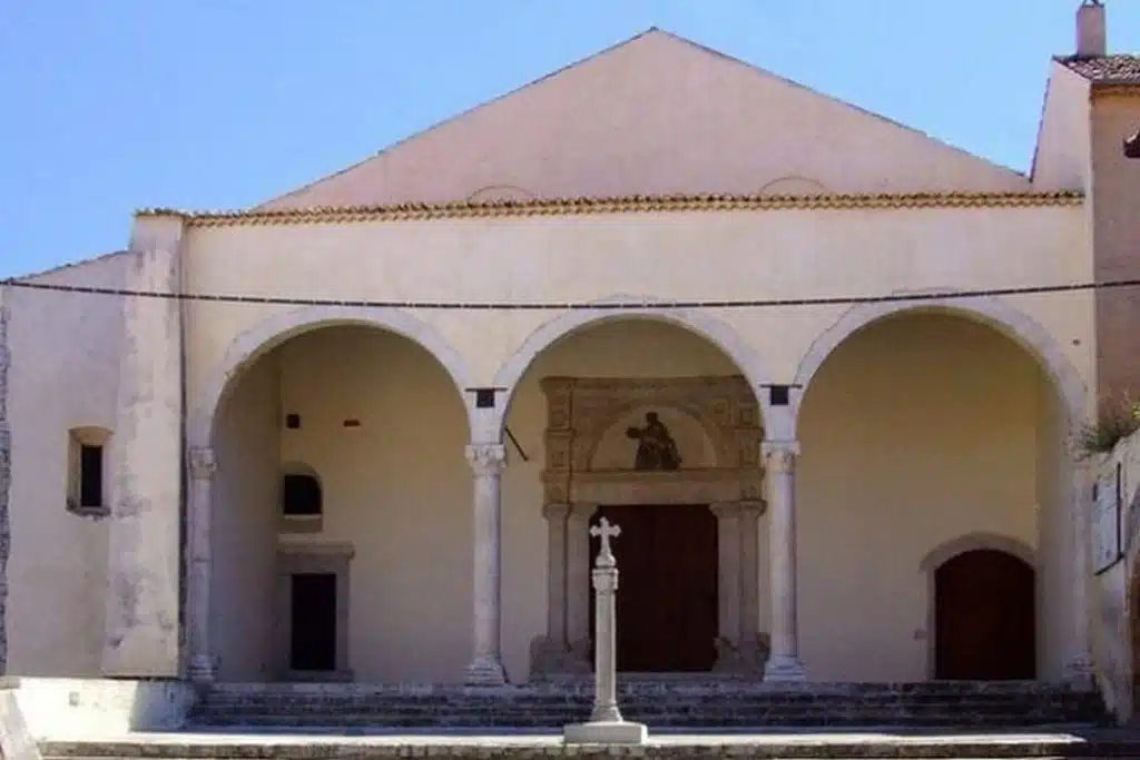 teggiano biblioteca Stefano Macchiaroli finanziamento