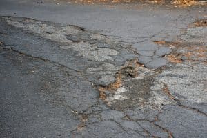 battipaglia cittadino risarcito buca stradale non segnalata