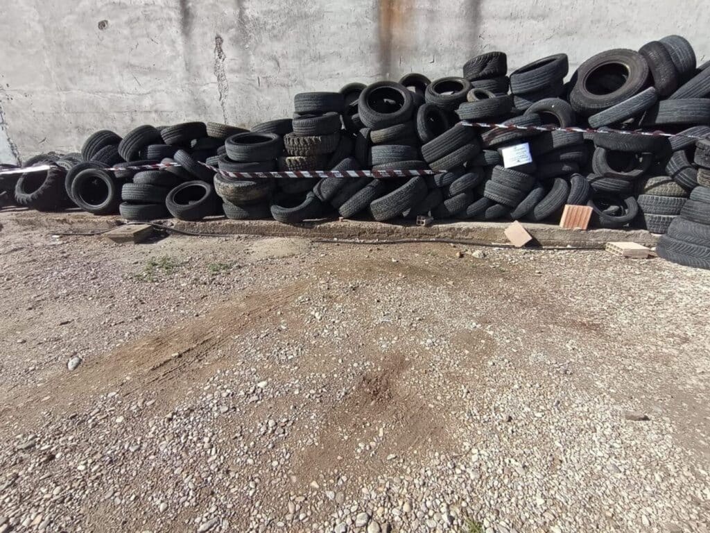 Sequestro a Capaccio Paestum: officina meccanica denunciata per smaltimento illecito di rifiuti