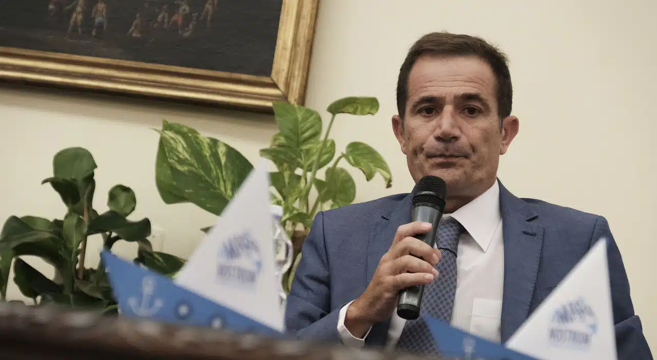 cetara-lido-comunale-abusivo-indagato-sindaco-18-settembre