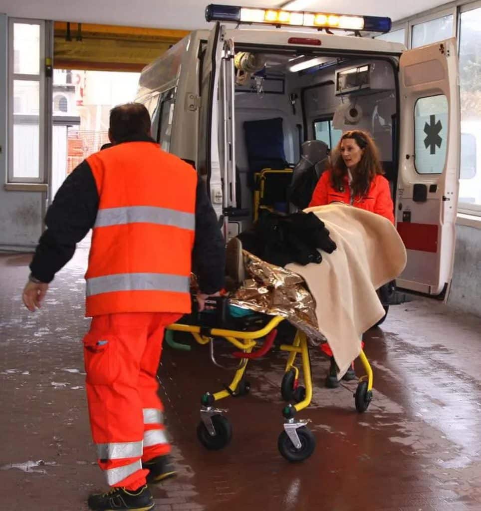 118 salerno senza divise