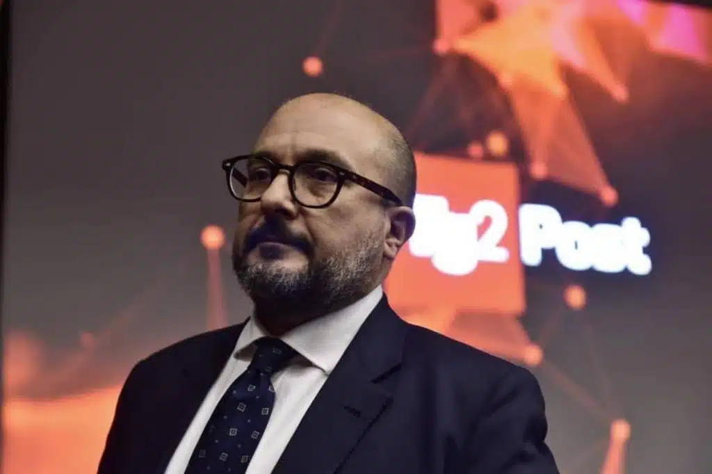 gennaro sangiuliano regionali campania battuta candidatura sindaco parigi
