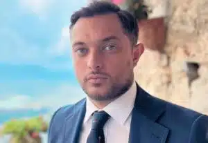 eboli consigliere norma attacca conte
