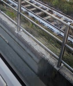 salerno disservizi metro binario chiuso ritardo semaforo torrione