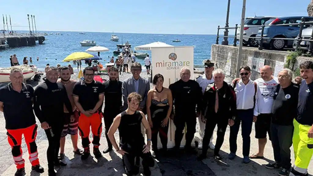 minori rifiuti rimossi fondali spiagge