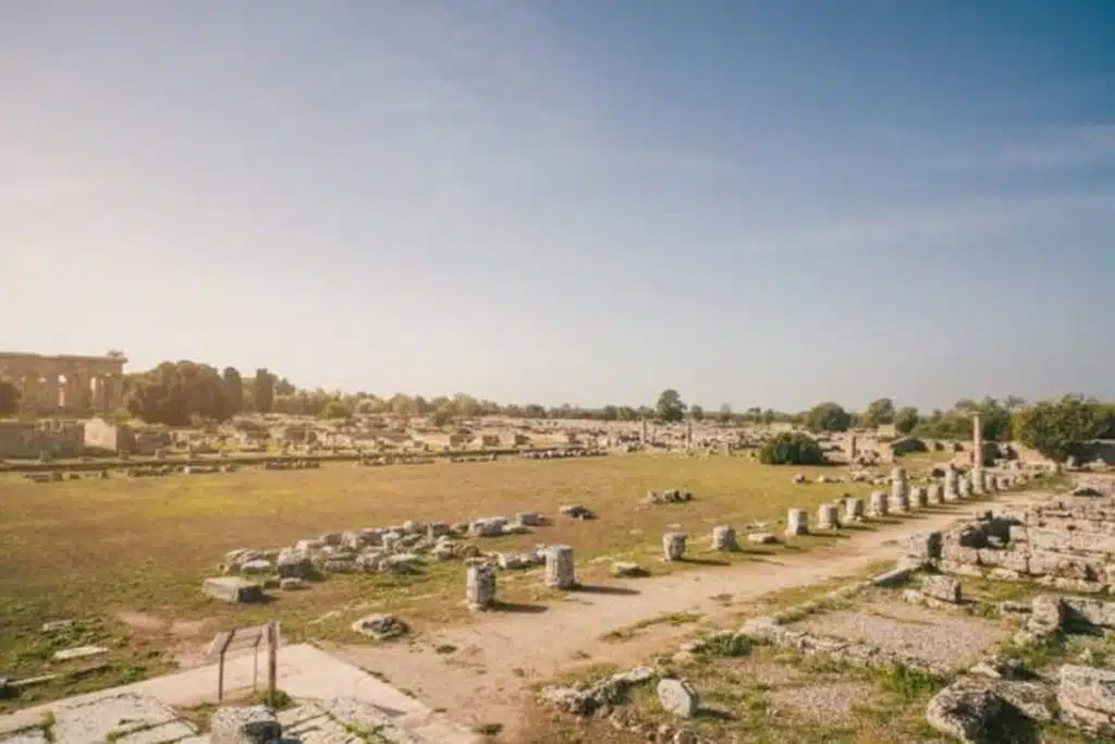 capaccio paestum opere abusive confermata demolizione