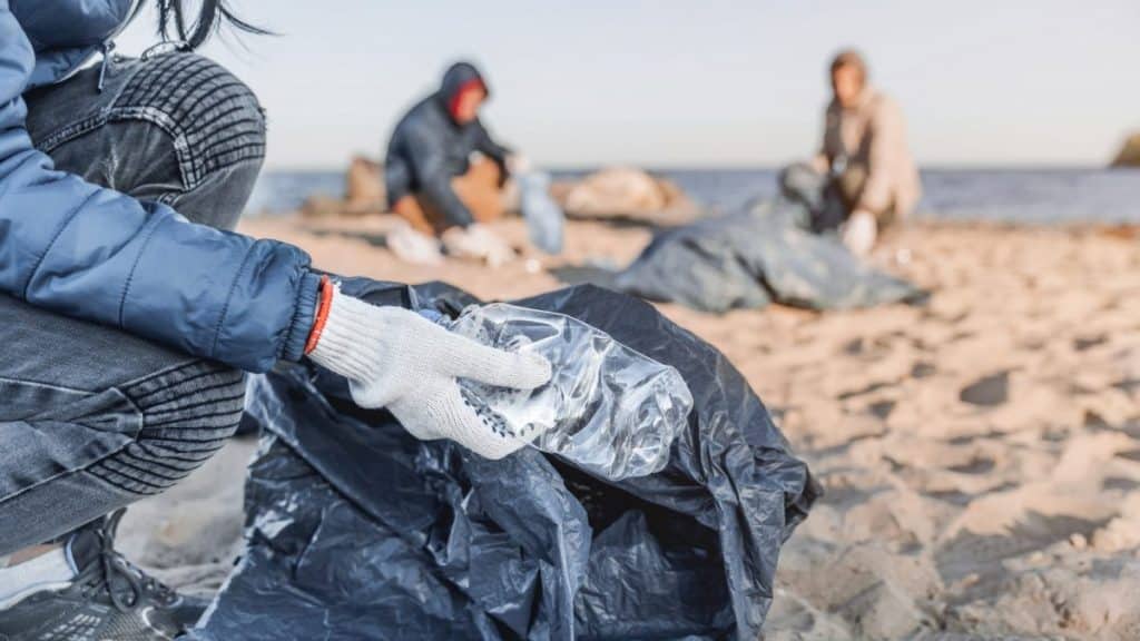 agropoli plastic free raccolti rifiuti mozziconi spiaggia