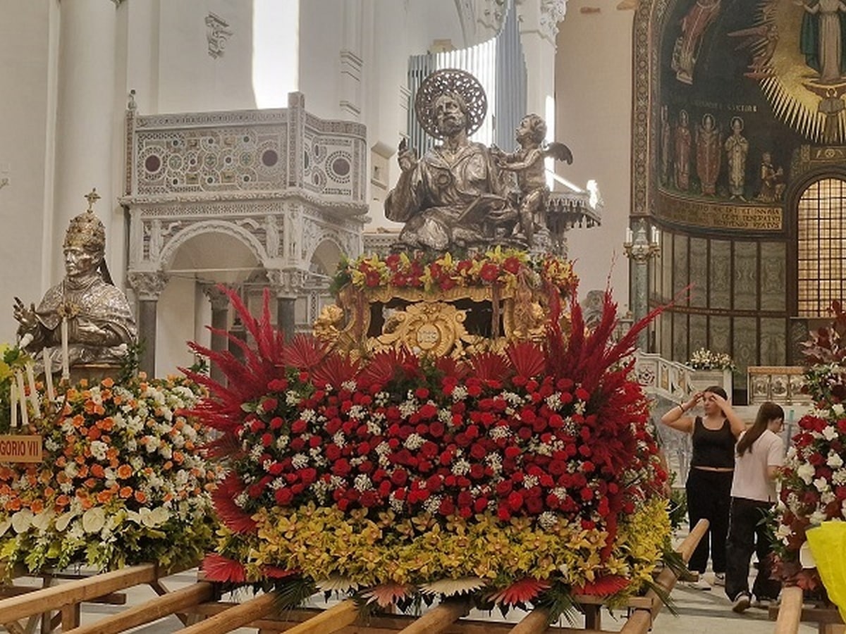 salerno san matteo 2025 processione pontificale