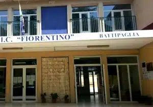 battipaglia nuove insegne scuola fiorentino strada chiusa