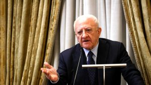 vincenzo de luca possibile candidatura consiglio regionale