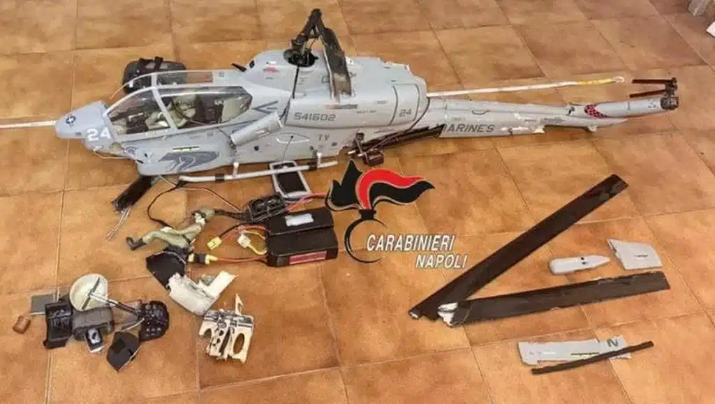 Si schianta l'elicottero telecomandato, denunciato proprietario a Ischia
