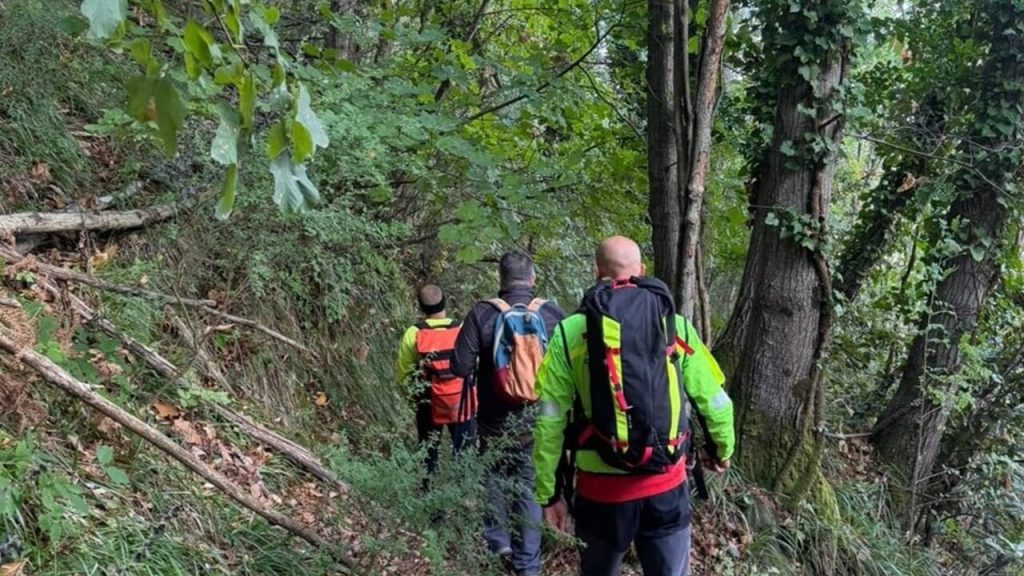 escursionisti persi nocera inferiore sentiero salvati 3 ottobre