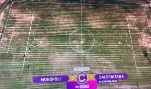 “Peggio che a Chernobyl”: ironia social sul campo di Monopoli dopo la vittoria della Salernitana