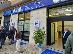 La Uil apre una nuova casa nel cuore di Salerno: inaugurata la sede di piazza Nicotera