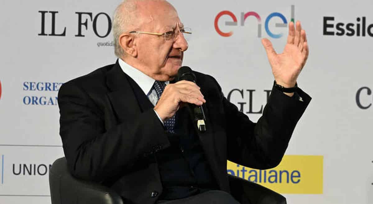 regionali campania vincenzo de luca resto politica 25 anni