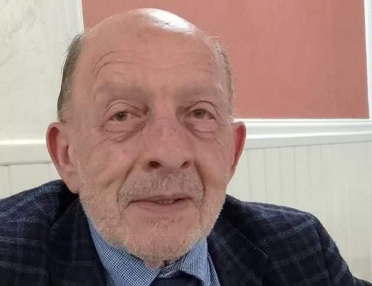 sant'arsenio andrea vricella lascia giunta consigliere indipendente