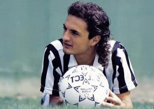 ex juventus visita tomba andrea fortunato cimitero salerno