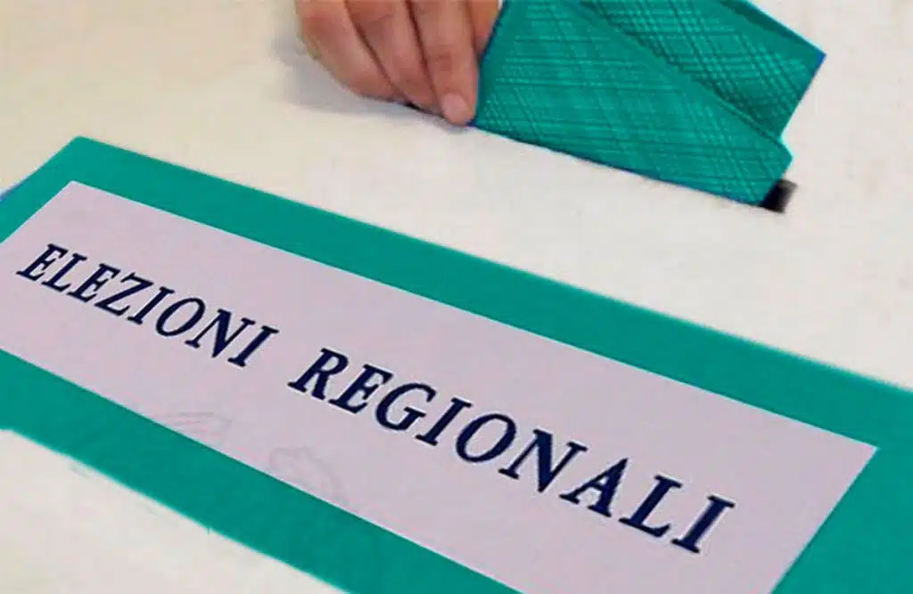 Liste e candidati al centro delle elezioni regionali in Campania: il quadro completo
