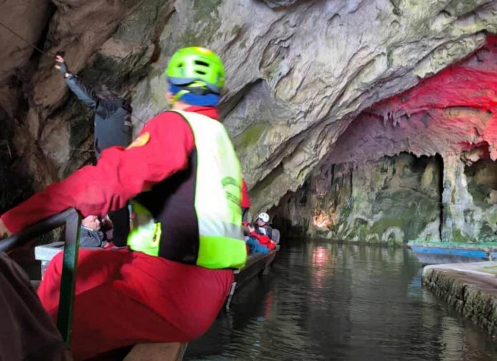 diversamente speleo grotta pertosa auletta