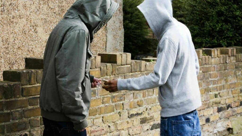 angri pusher arrestati