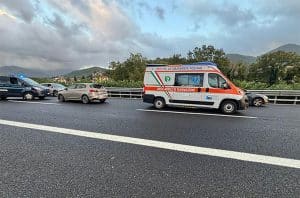 incidente mercato san severino a30 5 ottobre