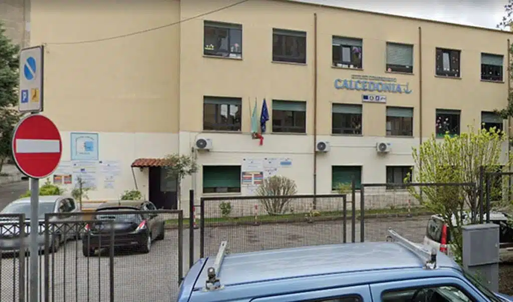 topi salerno preside istituto calcedonia smentita chiusura